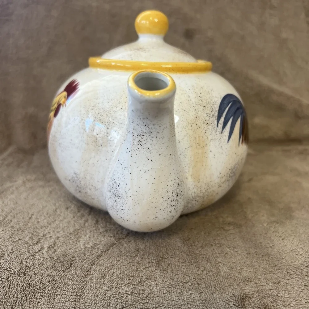 AMERICAN ATELIER Teapot & Lid Round Rooster‎ Handpainted Earthenware 5242